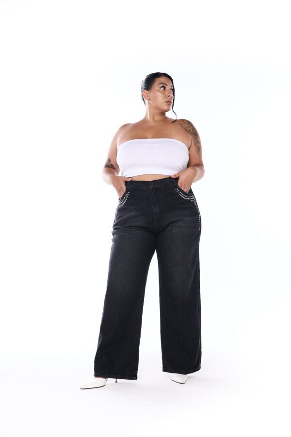 <b> MAXI WIDELEG JUNO TACHAS BIGOTE </b> <i> rigido </i>