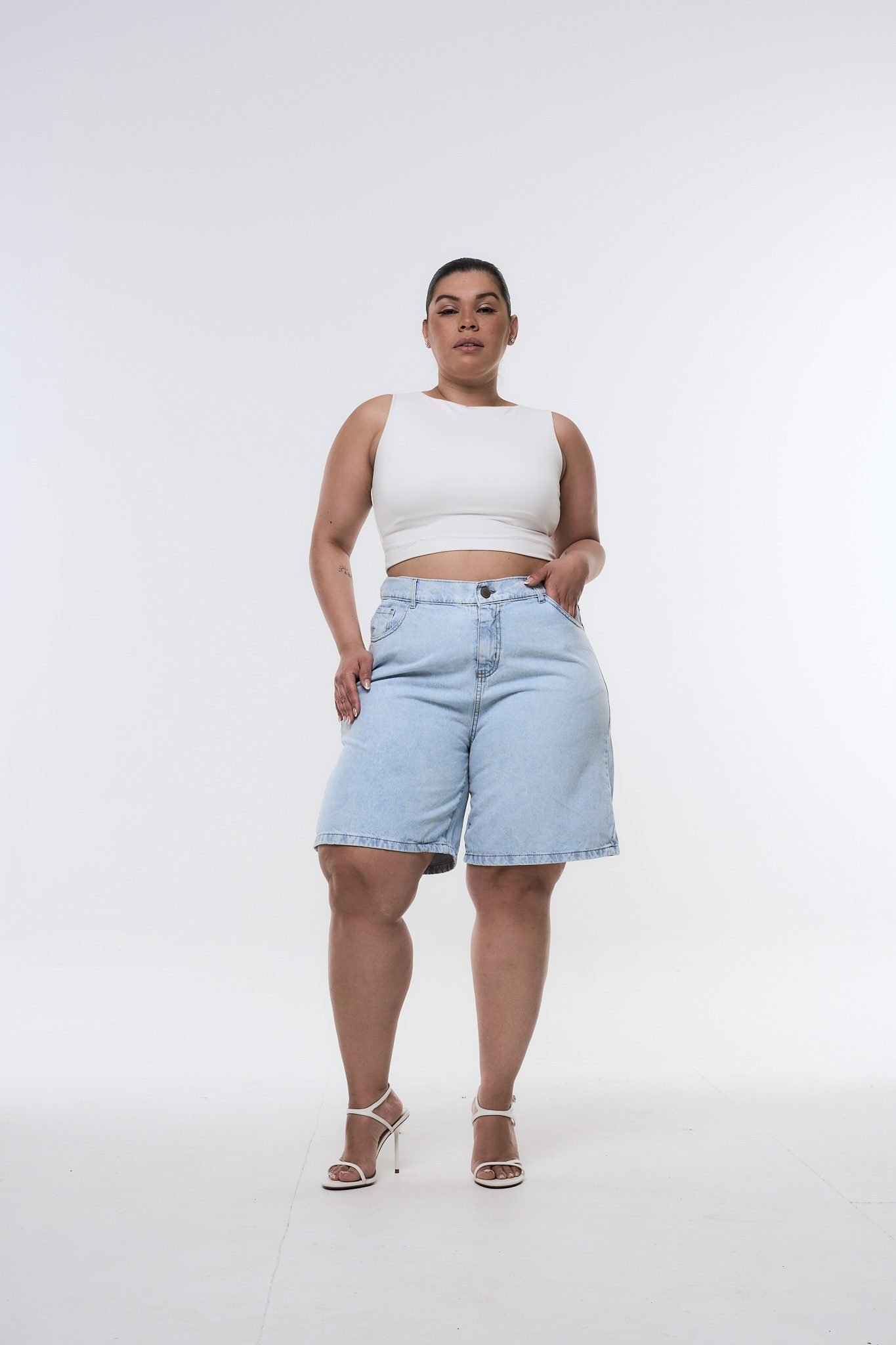 <b> BERMUDA SARENNE NEVADO </b> <i> rigido </i>