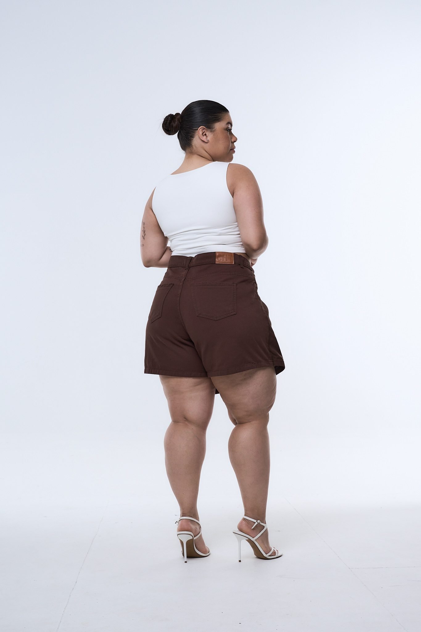 <b> SHORT-POLLERA CHOCOLATE LAZO </b> <i> rigido </i> - Imagen 7