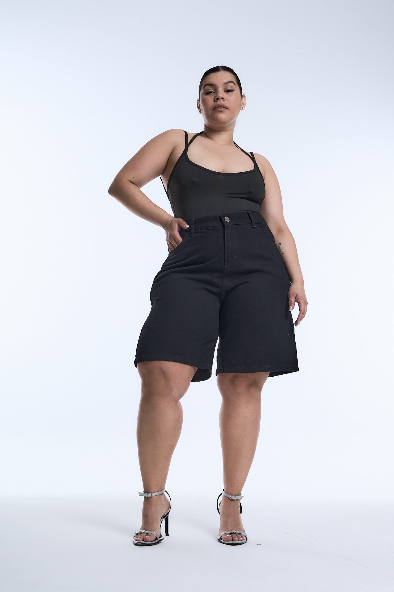 <b> BERMUDA JORT ELORYM </b> <i> rígido - Imagen 4