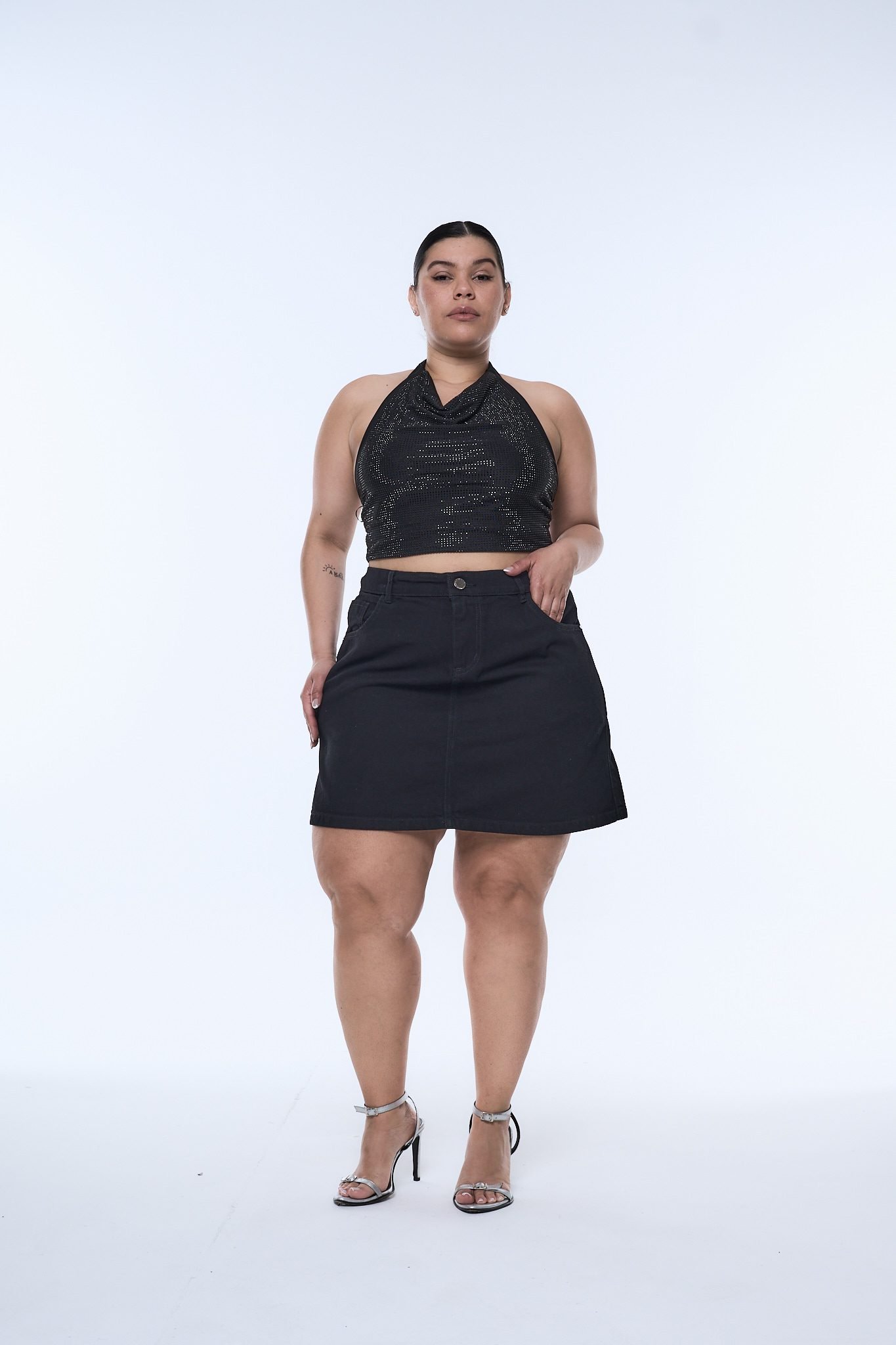 <b> POLLERA CALYPHOS </b> <i> rígido