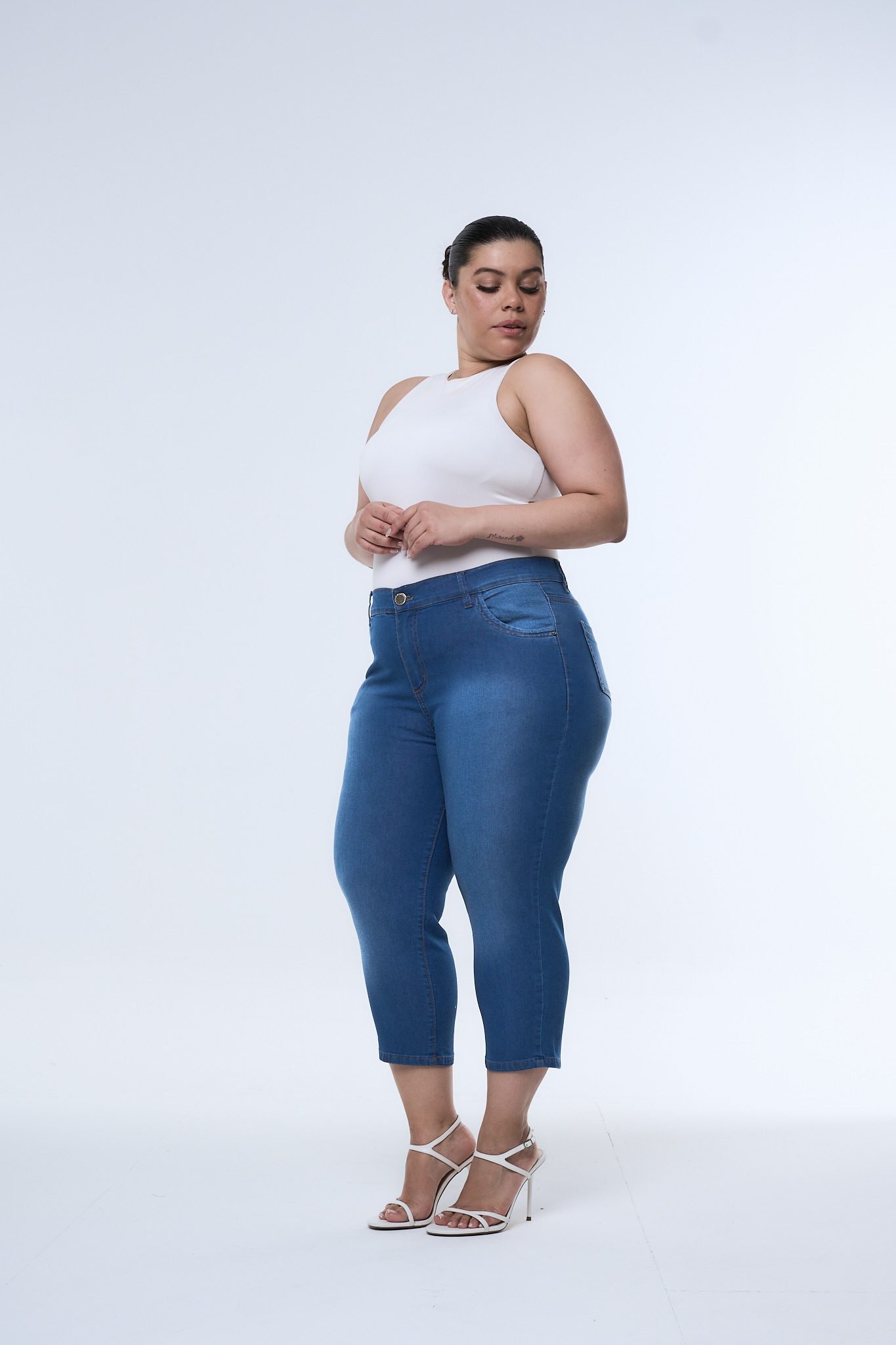 <b> CAPRI MYA </b> <i> elastizado </i> - Imagen 3