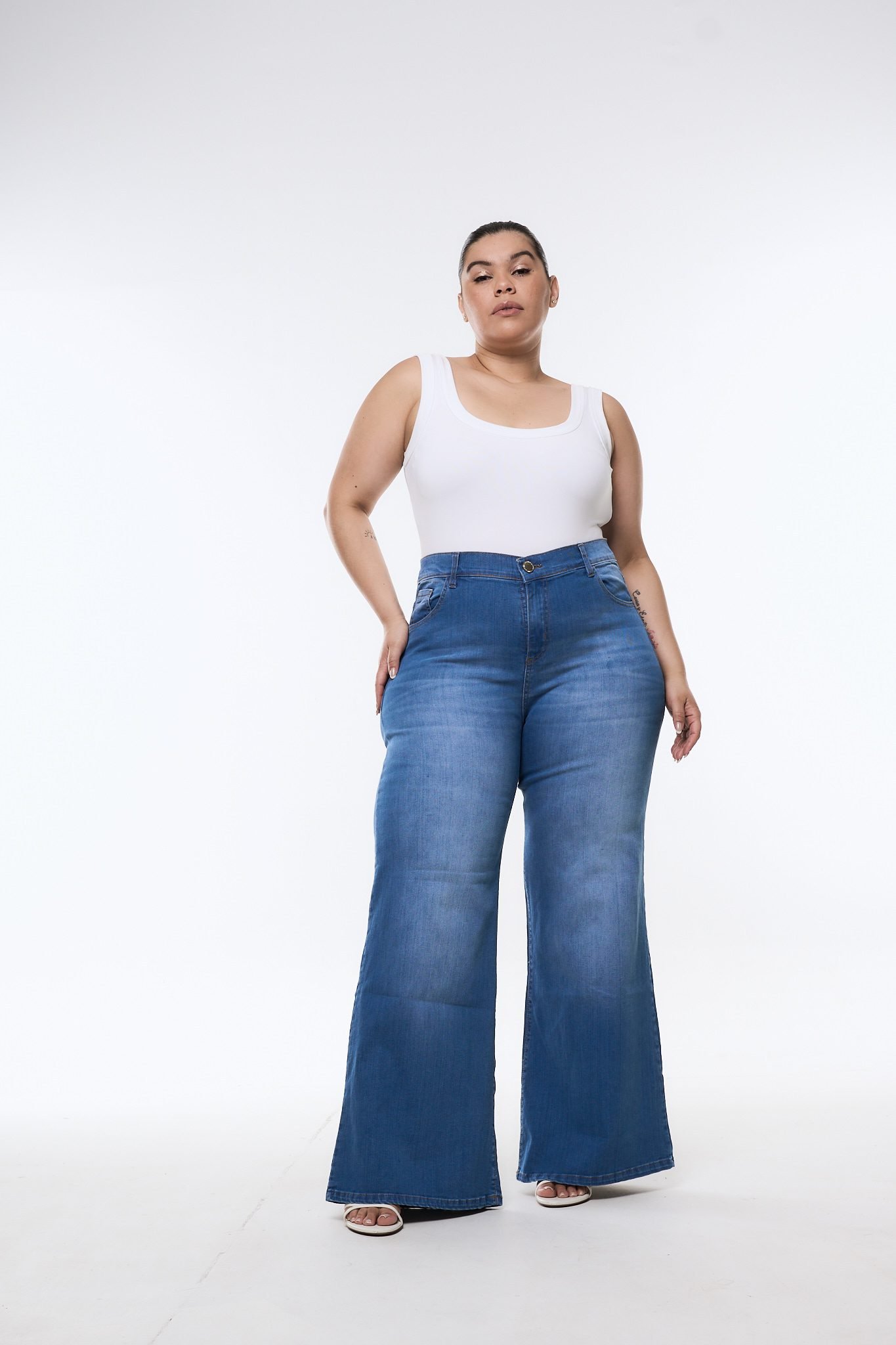 <b> PALAZZO PHAEVA BIGOTE </b> <i> elastizado </i>