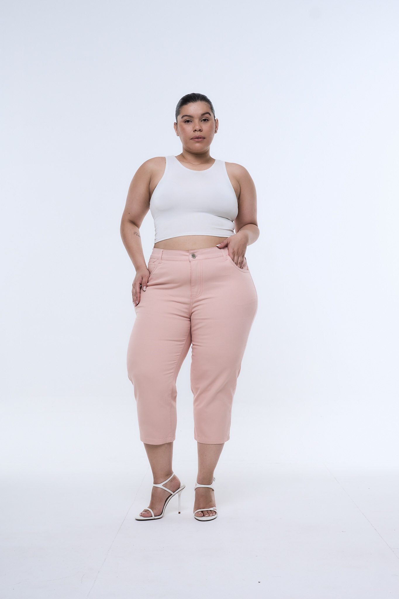 <b> CAPRI ROSÉ </b> <i> elastizado </i>