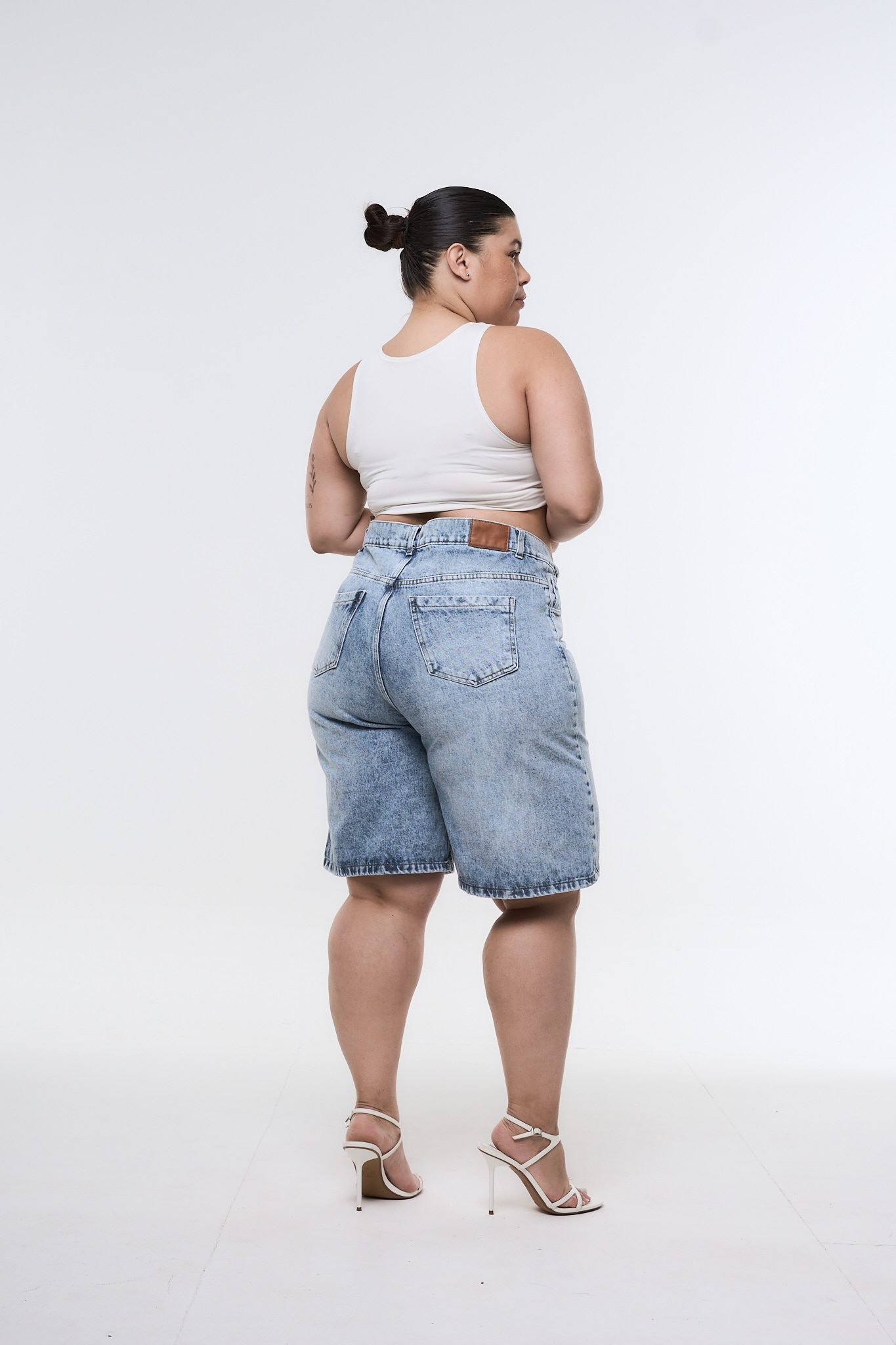 <b> BERMUDA SOLKARION BIGOTE NEVADO </b> <i> rigido </i> - Imagen 9