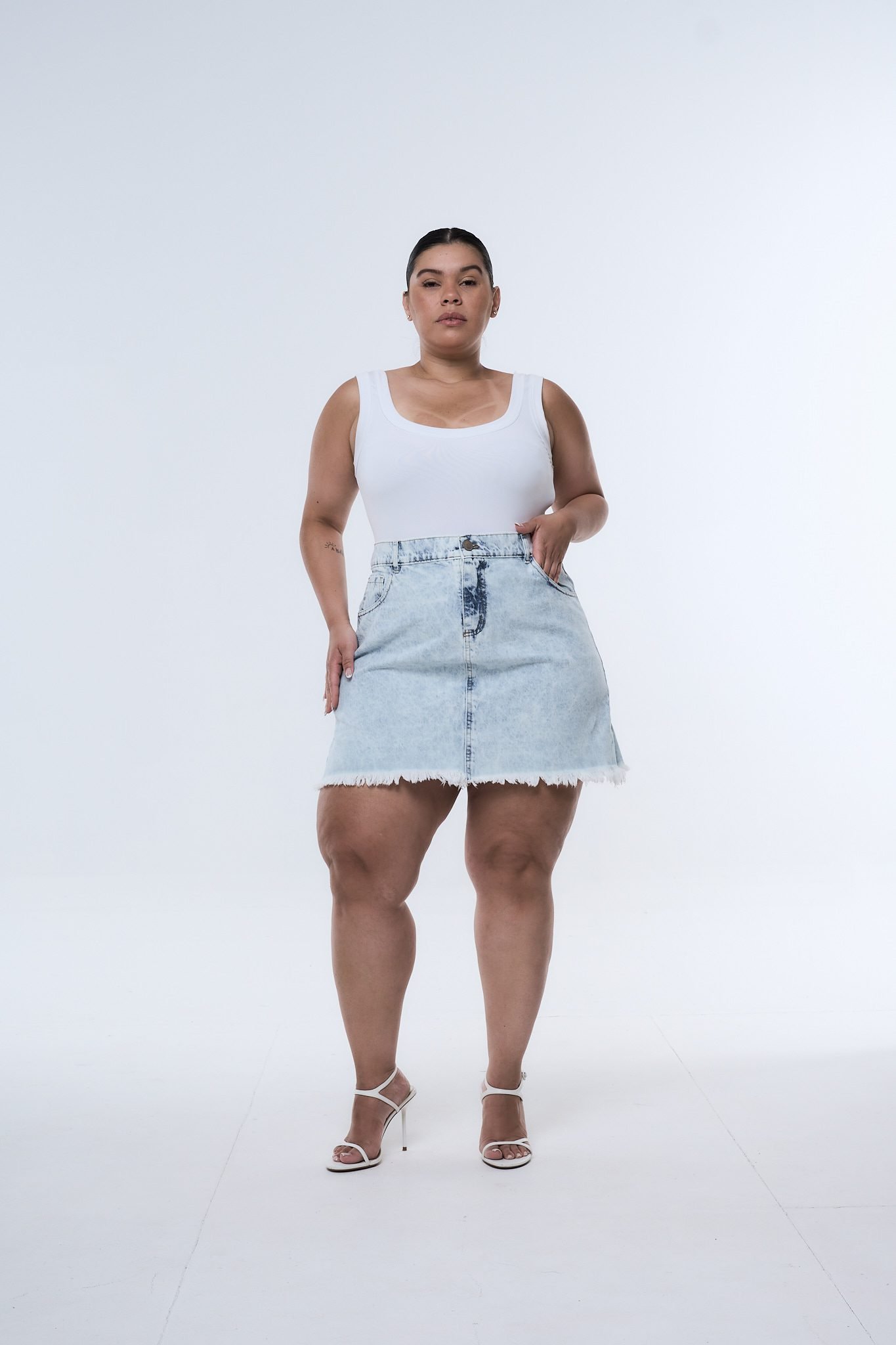 <b> POLLERA PHAELON NEVADO </b> <i> rígido