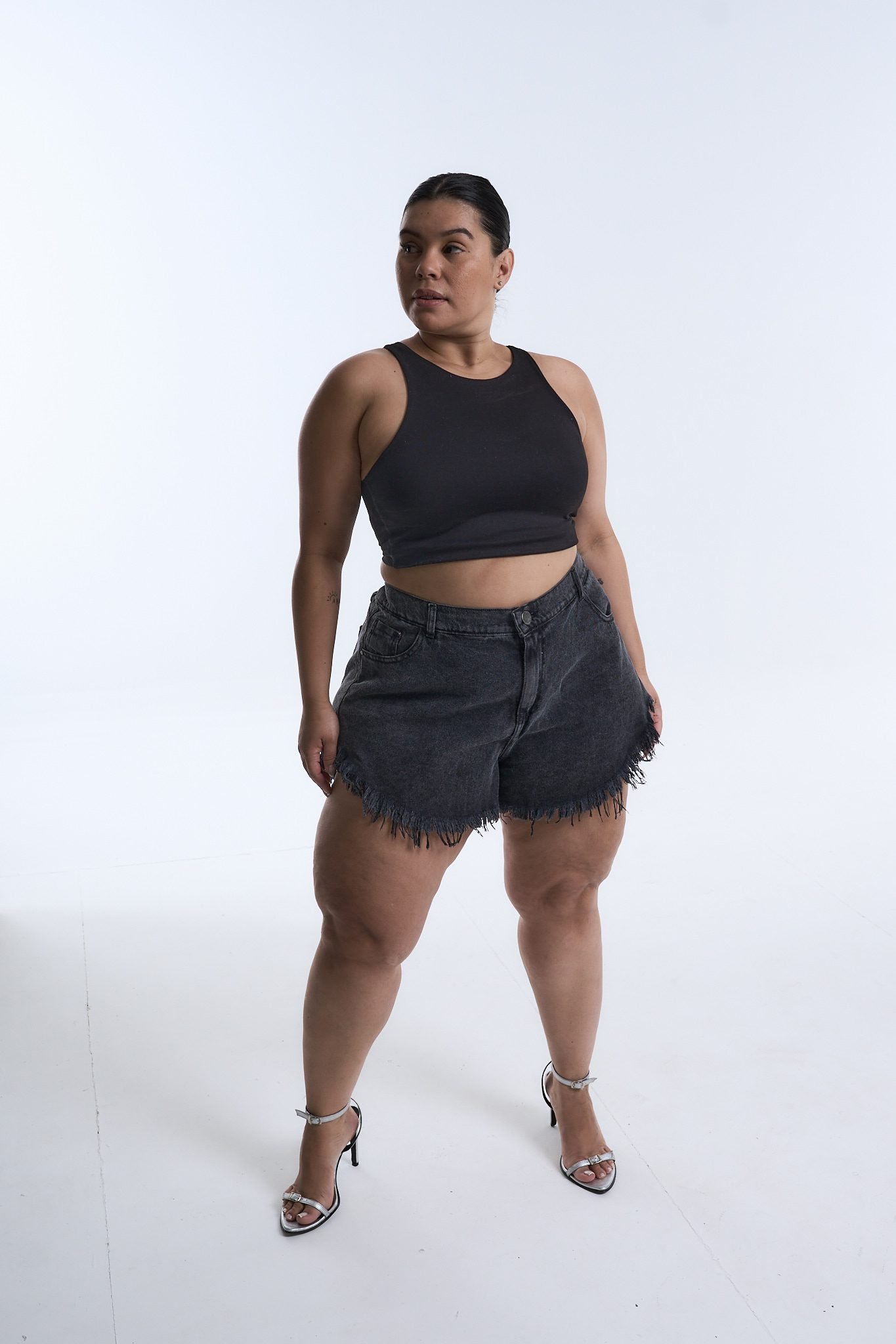 <b> SHORT GRECONA NEVADO </b> <i> rígido - Imagen 8