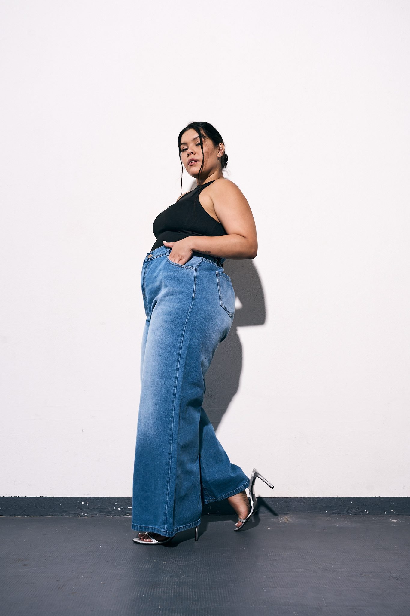 <b> DOBLE MAXI WIDELEG ROXANNE BIGOTE </b> <i> rigido </i> - Imagen 5