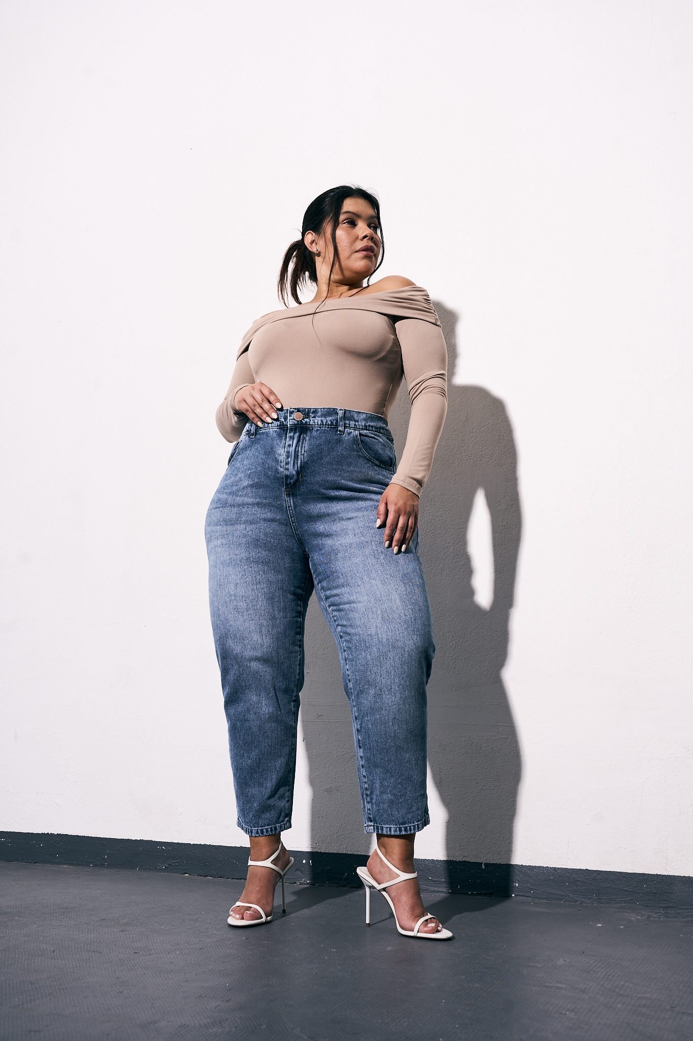 <b> MOM THARION NEVADO BIGOTE </b> <i> rigido </i> - Imagen 5