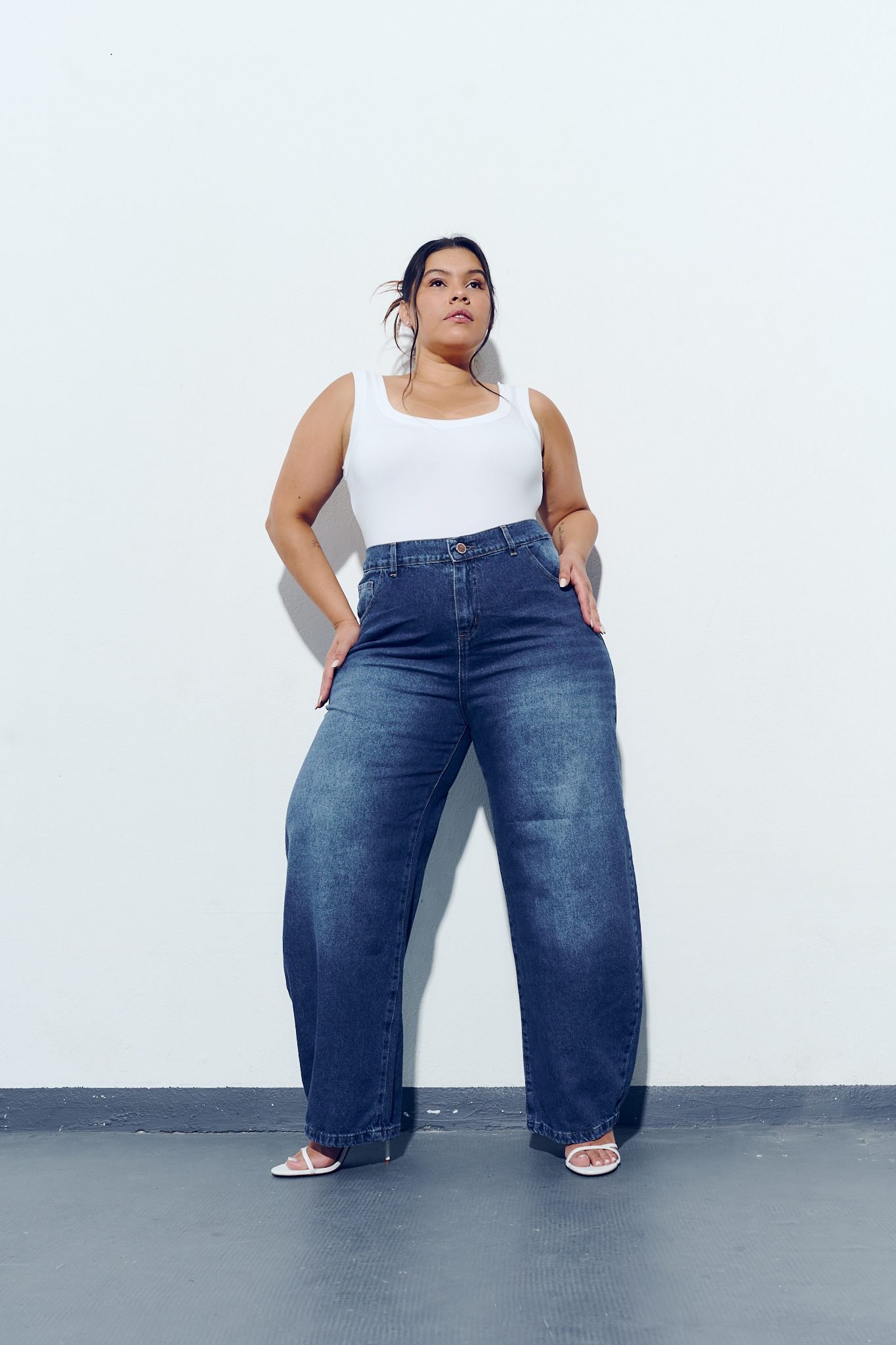 <b> BAGGY ILARIA BIGOTE </b> <i> rigido </i> - Imagen 7