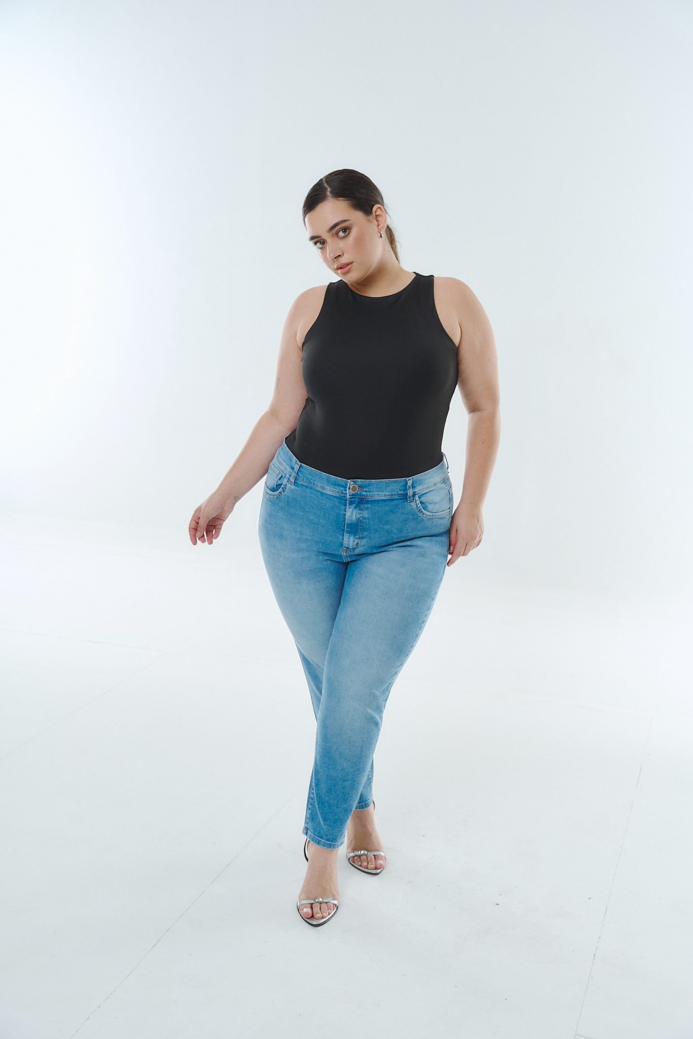 <b> CHUPÍN ZARINE NEVADO </b> <i> elastizado </i>