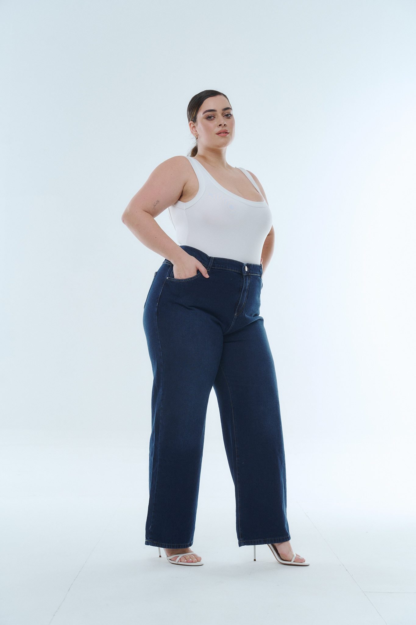 <b> MAXI WIDELEG AZUL LINNEA </b> <i> rígido - Imagen 5