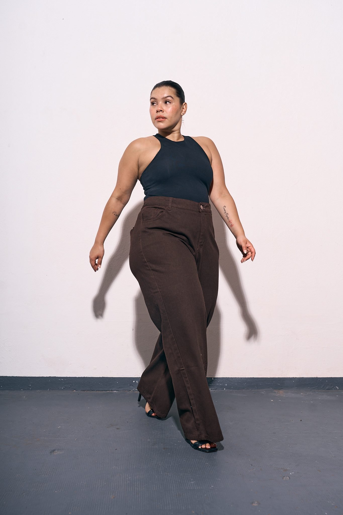 <b> MAXI WIDELEG TARIA CHOCOLATE </b> <i> rigido </i>