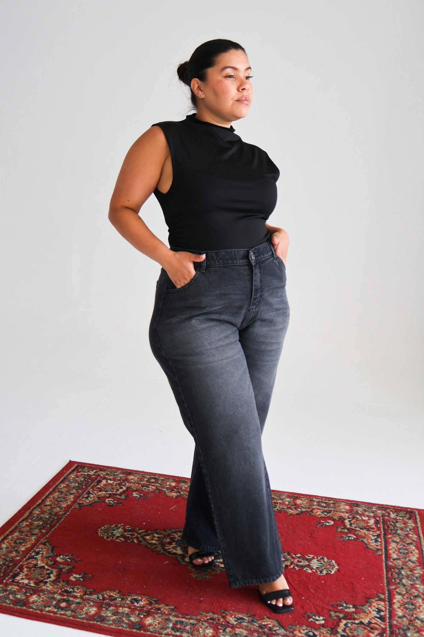 <b> MAXI WIDELEG THADEA BIGOTE </b> <i> rígido - Imagen 5