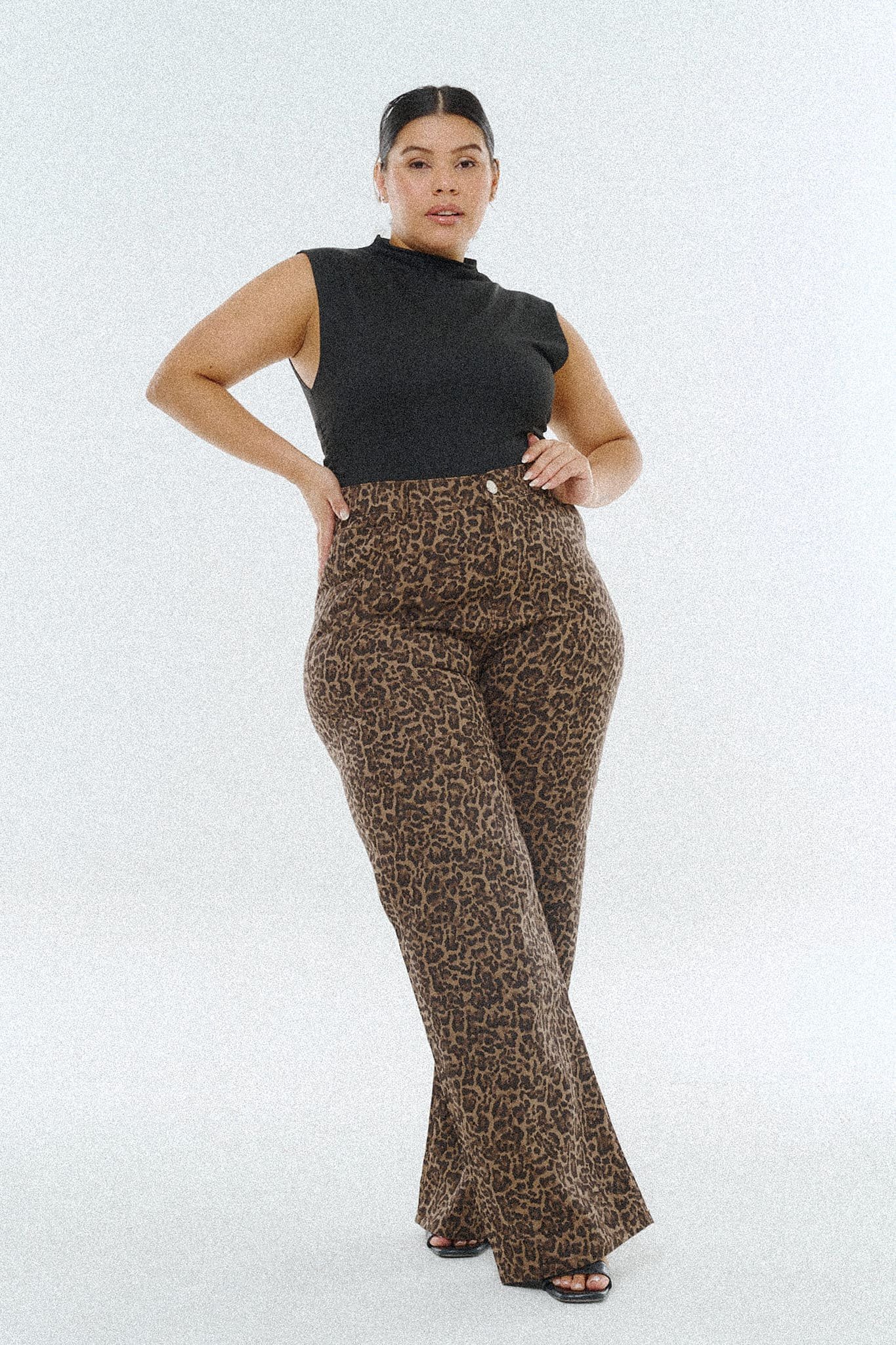 <b> MAXI WIDELEG NICKY ANIMAL PRINT</b> <i> rigido </i>