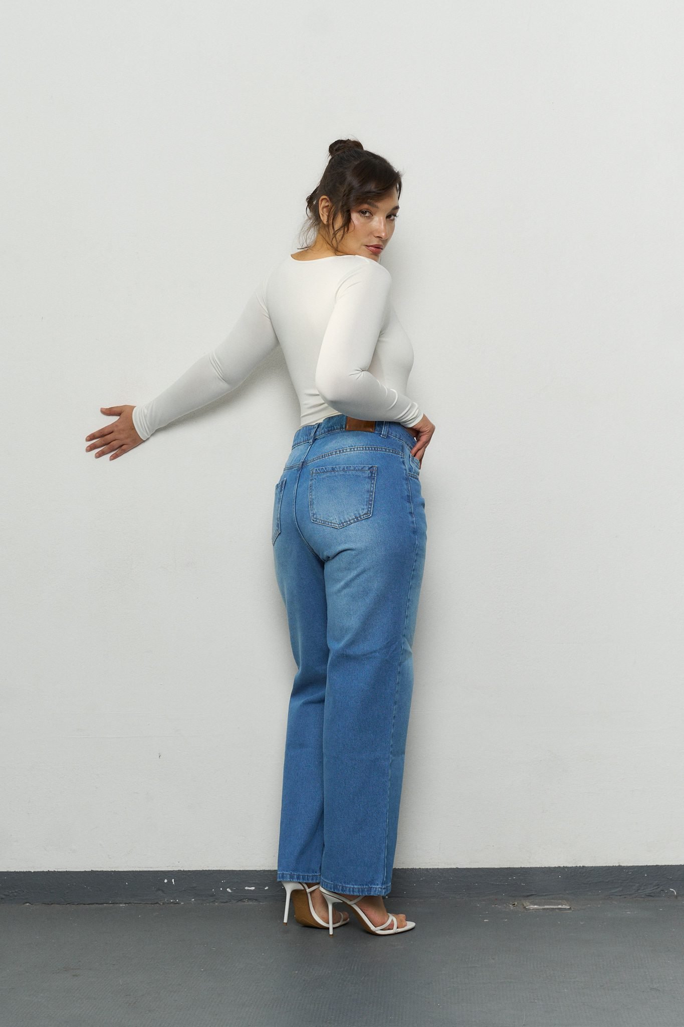 <b> MAXI WIDELEG OZZA </b> <i> rigido </i> - Imagen 3